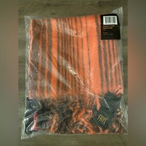 NWT Frye Scarf